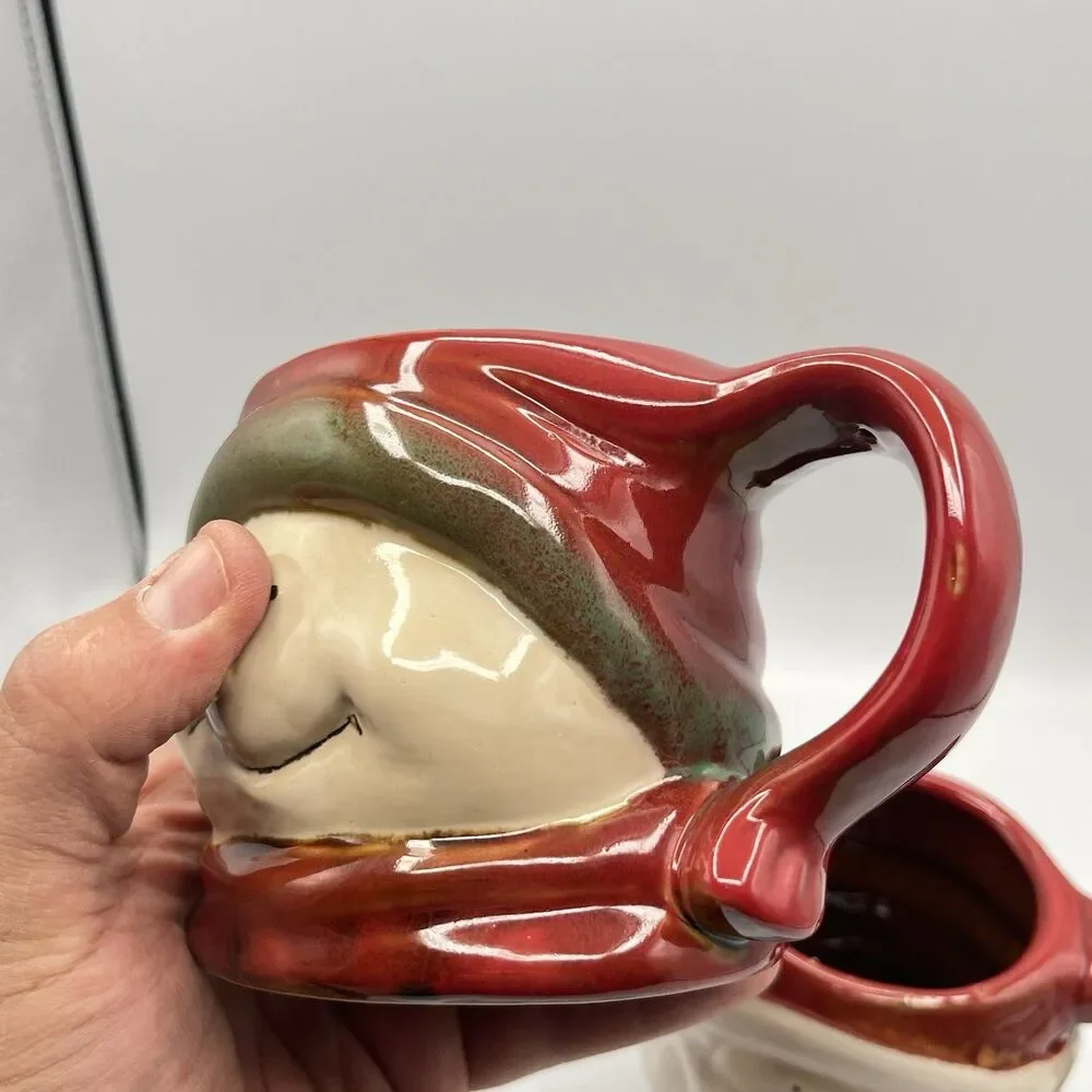 Snowman And Santa Holiday Target 2010 Stoneware Ceramic 16 oz Coffee, Tea Qty 2